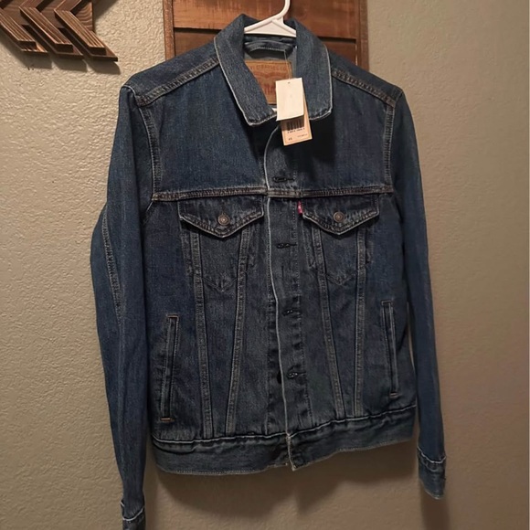 Levi's Jackets & Blazers - Levi's Women's Blue Jean Jacket